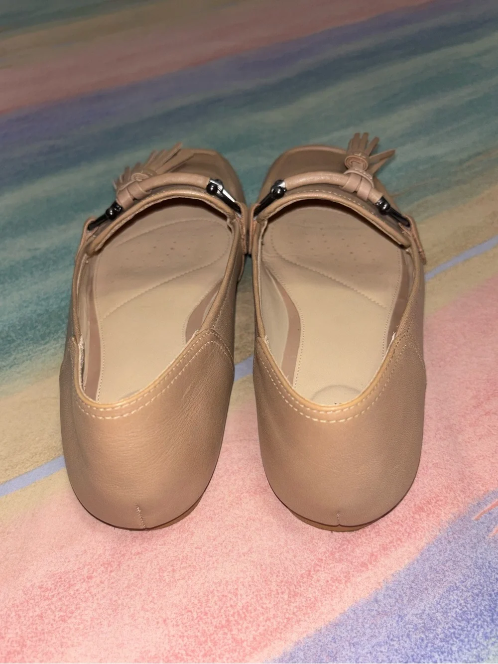 Clarks Pure 2 women 9.5 Praline vegan leather loafers with horsebit front tassel